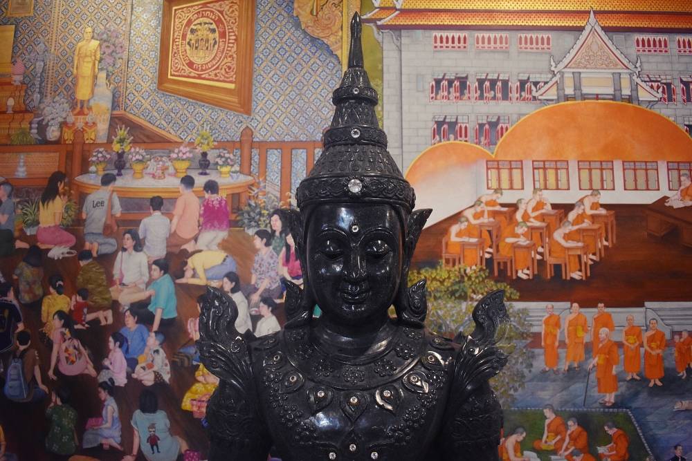 Wat Paknam Phasi Charoen