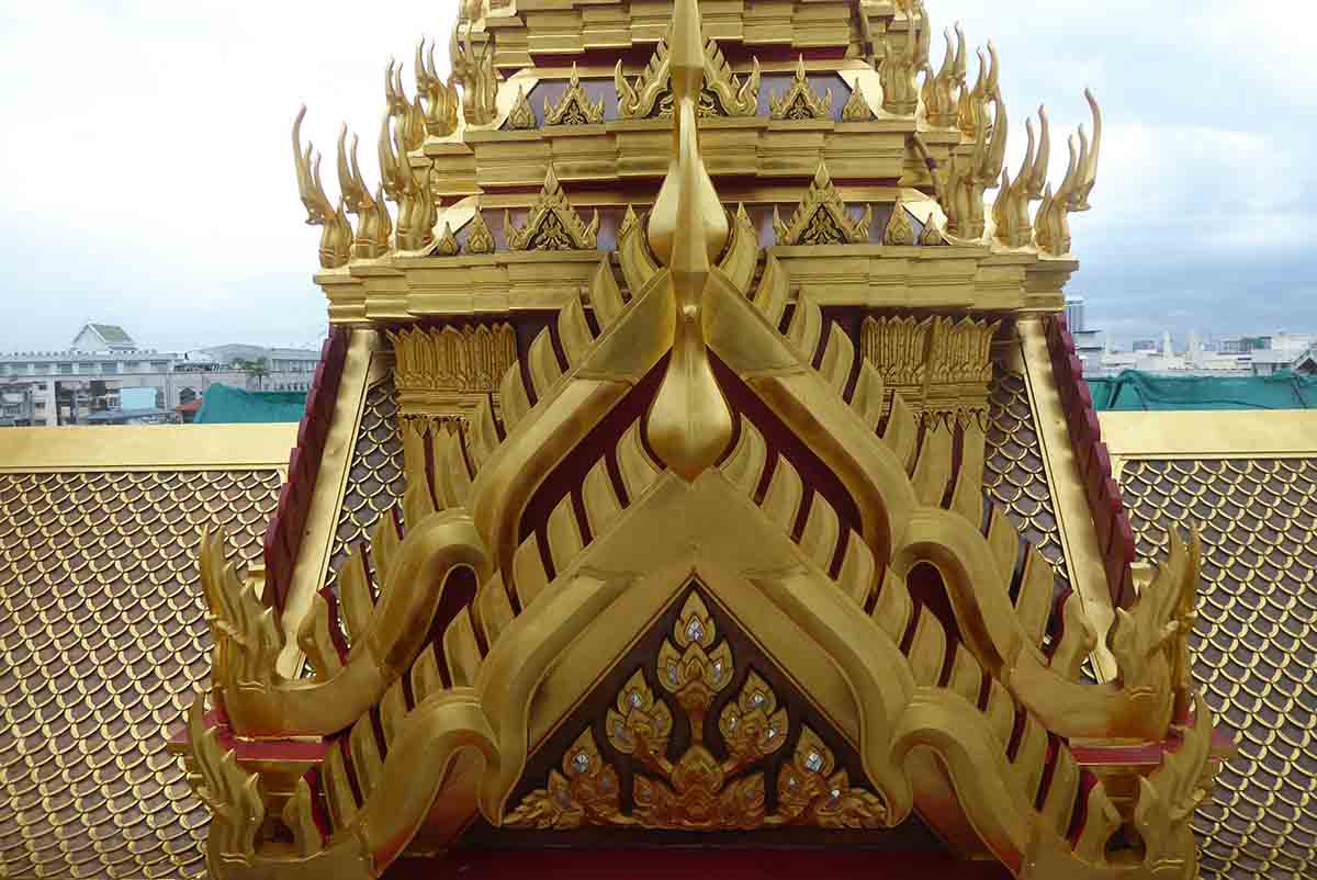 Wat Ratchanatdaram Worawihan Temple - Loha Prasat