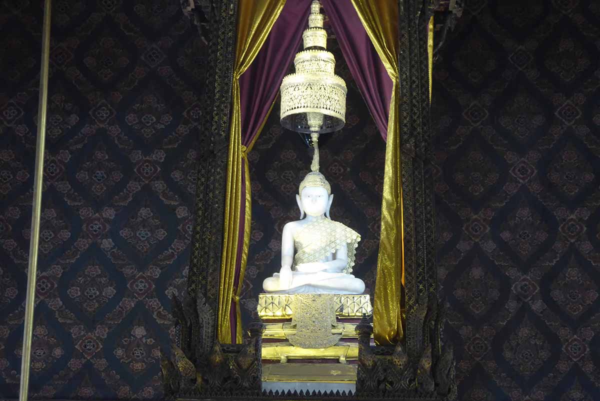 Wat Thepthidaram Worawihan Temple Bangkok