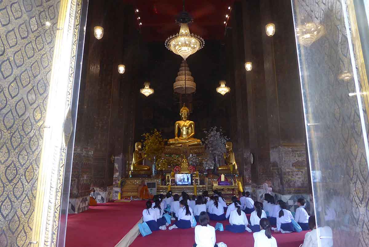 Wat Prayoon Temple in Bangkok
