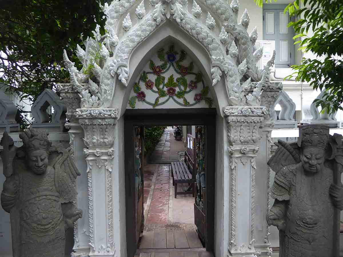 Wat Ratchapradit Temple Bangkok