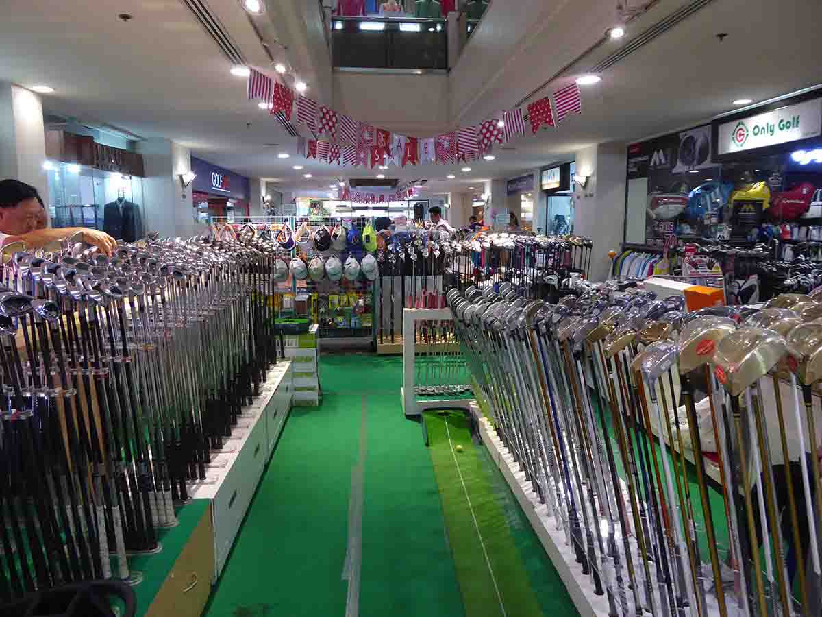 where to buy golfing equipment in Bangkok 