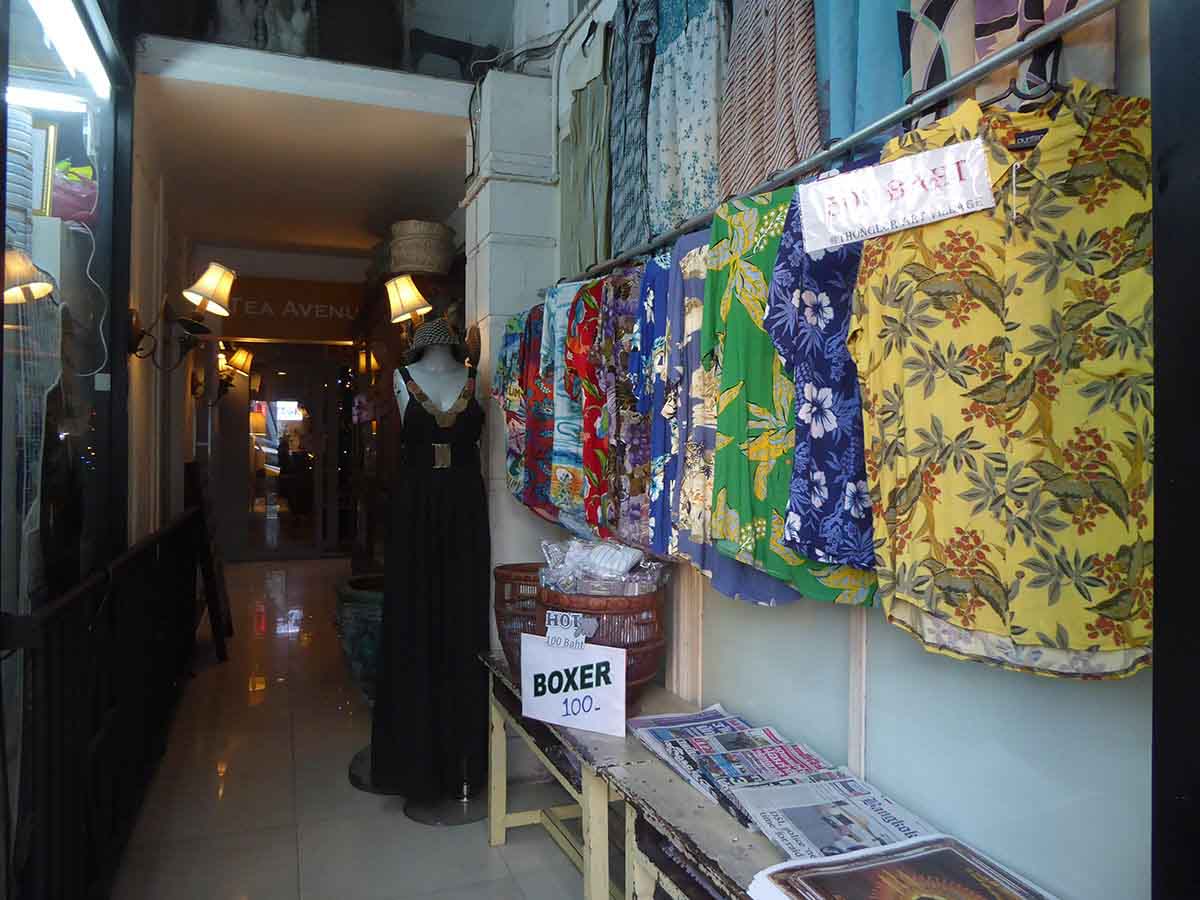 Vintage Clothing & Accessories in Bangkok Thonglor Art Village