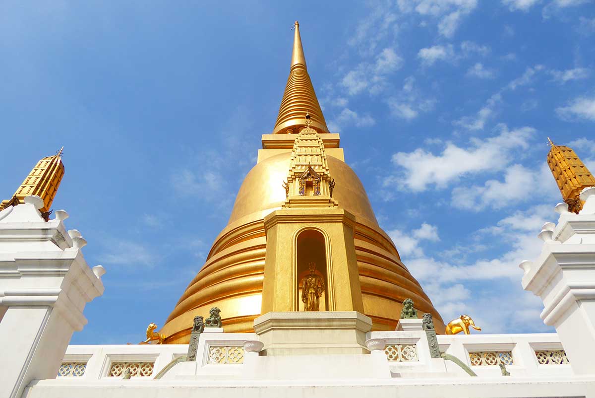 Wat Bowonniwet Vihara Temple in Bangkok