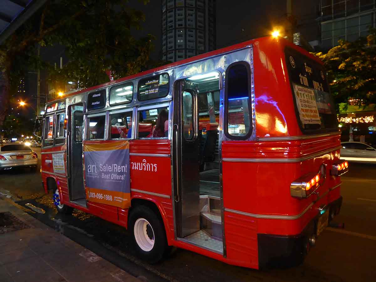 bangkok tourist bus