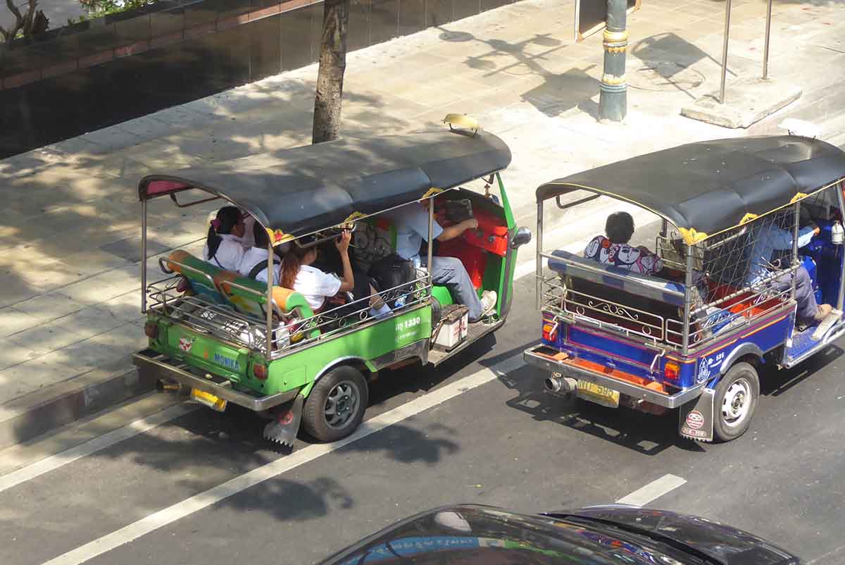 How to take a Tuk-Tuk in Bangkok