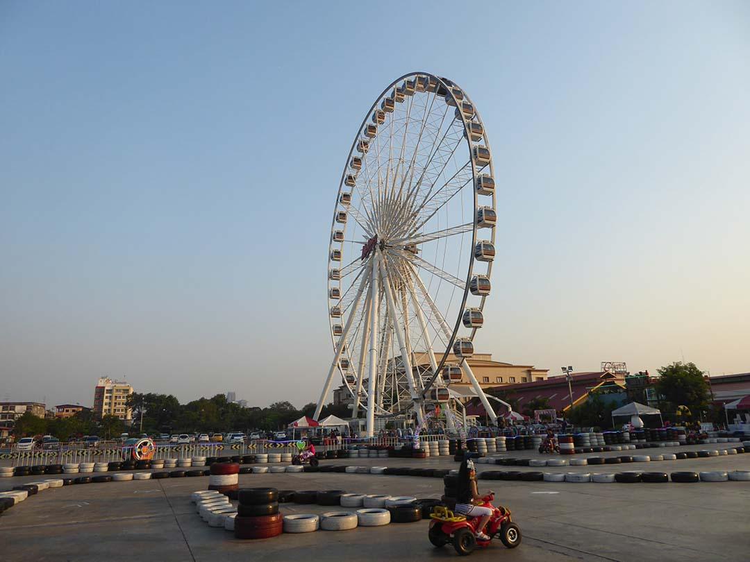 Asiatique (The Riverfront) - Bangkok Markets - Tourist Attractions