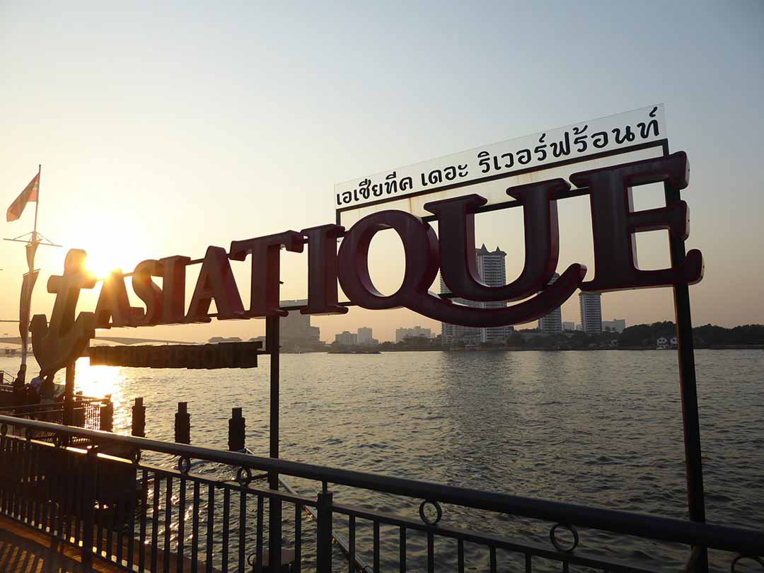 Asiatique (The Riverfront) - Bangkok Markets - Tourist Attractions