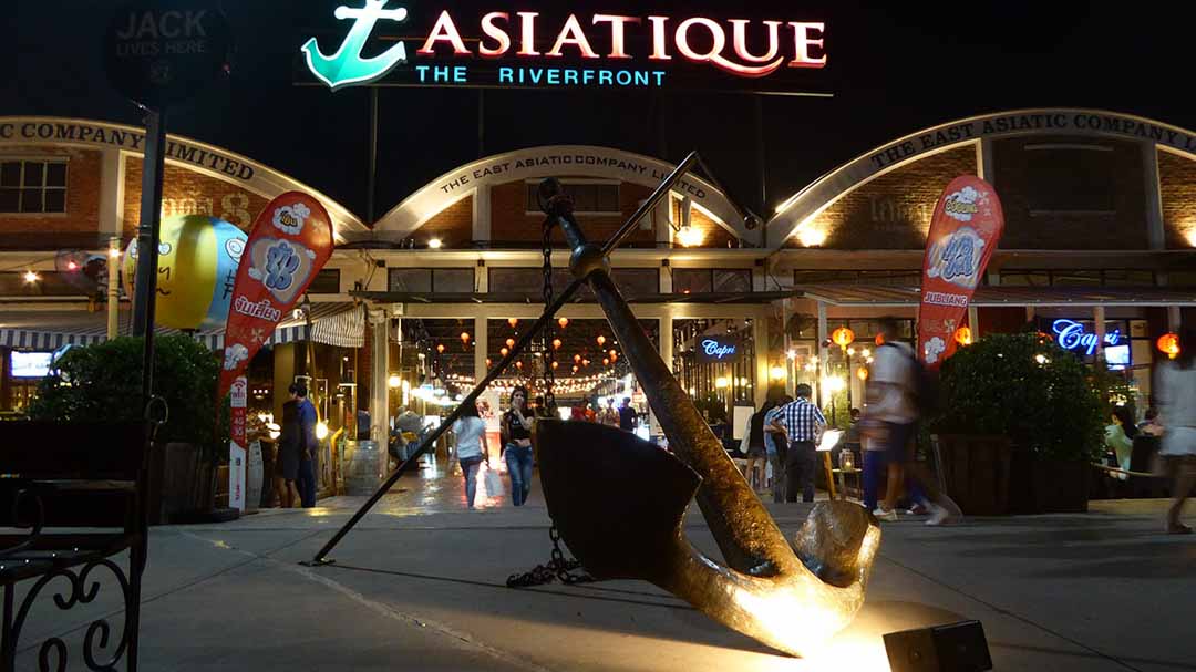 Asiatique (The Riverfront) - Bangkok Markets - Tourist Attractions