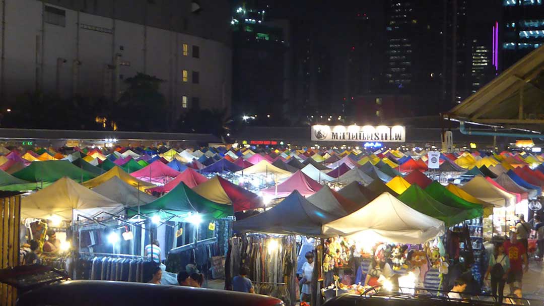 Ratchada Train Night Market - Markets in Bangkok