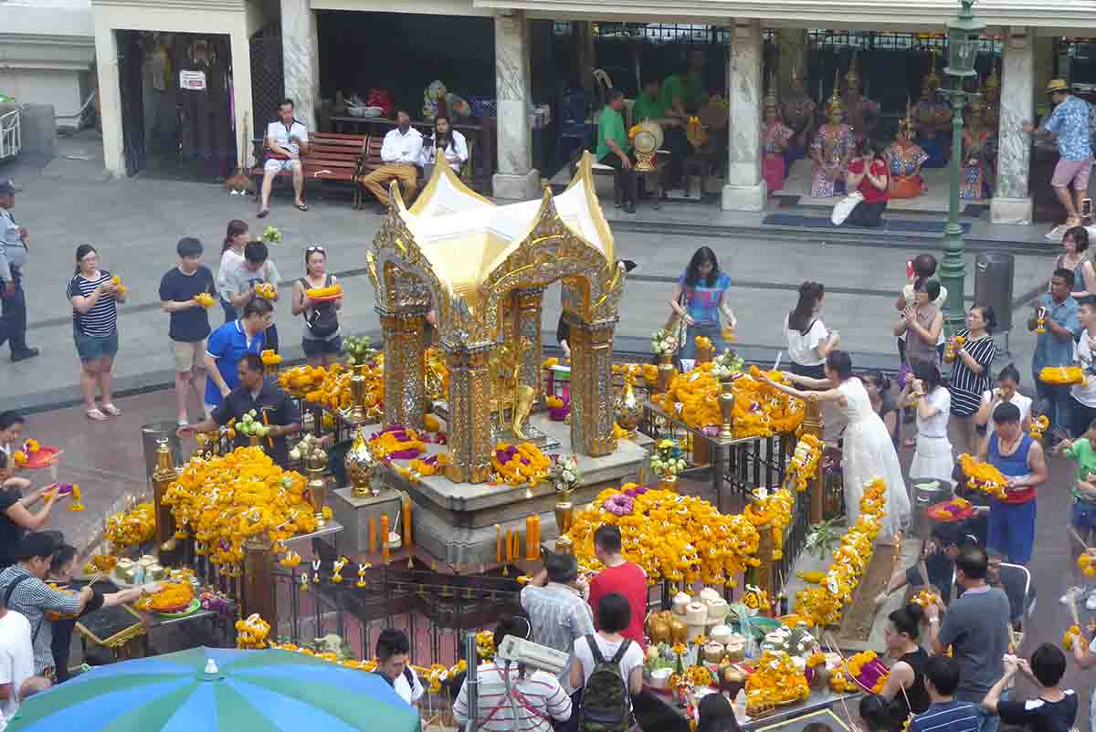 The Erawan Shrine in Bangkok Tourist Attractions in Bangkok