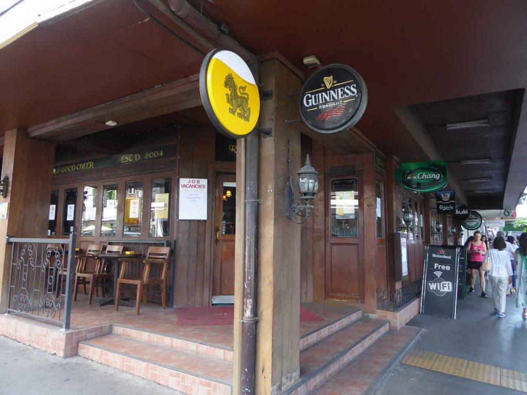 The Robin Hood pub in Bangkok