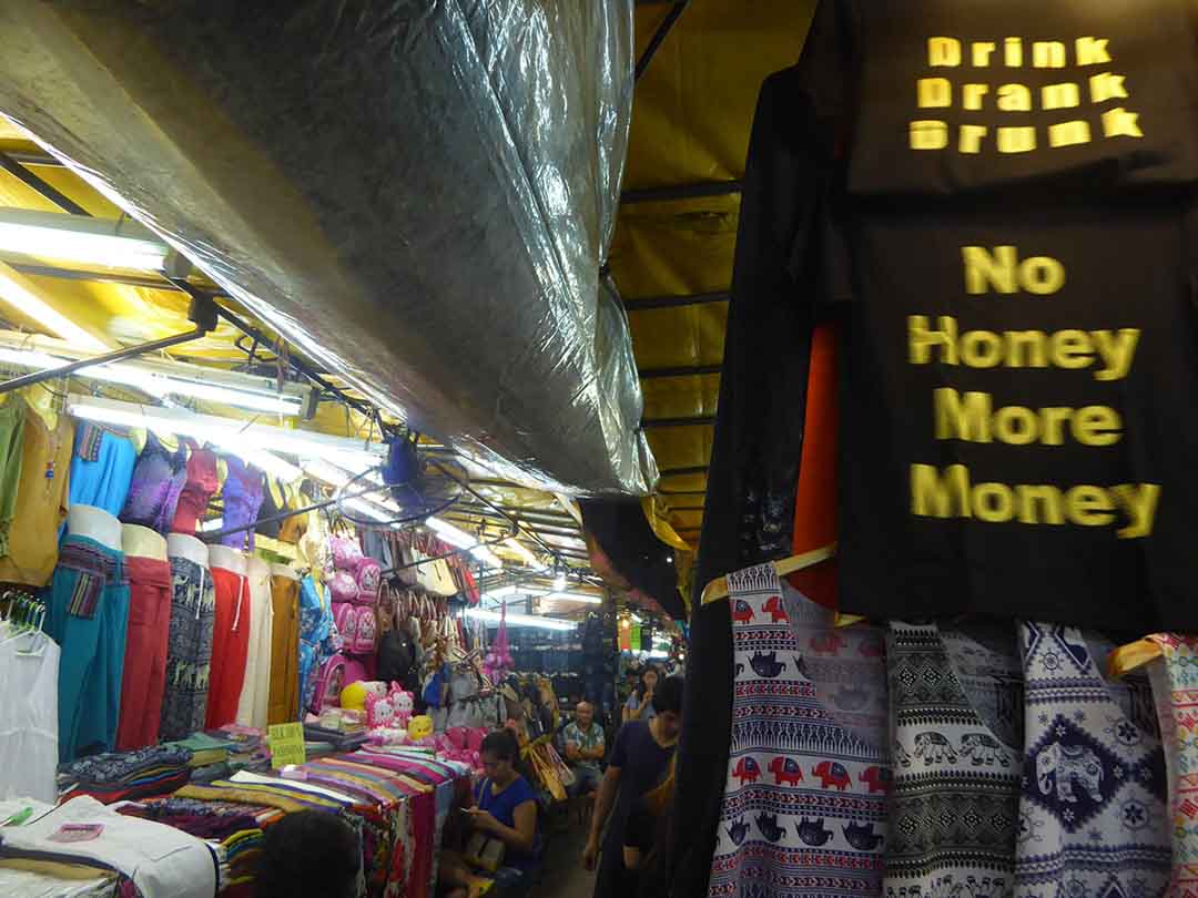 Silom Night Market - Markets in Bangkok