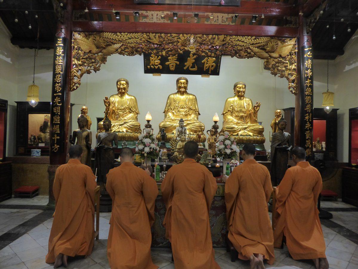 Temples in Bangkok. Wat Bampen Chine Prote in Chinatown, Bangkok, Thailand.