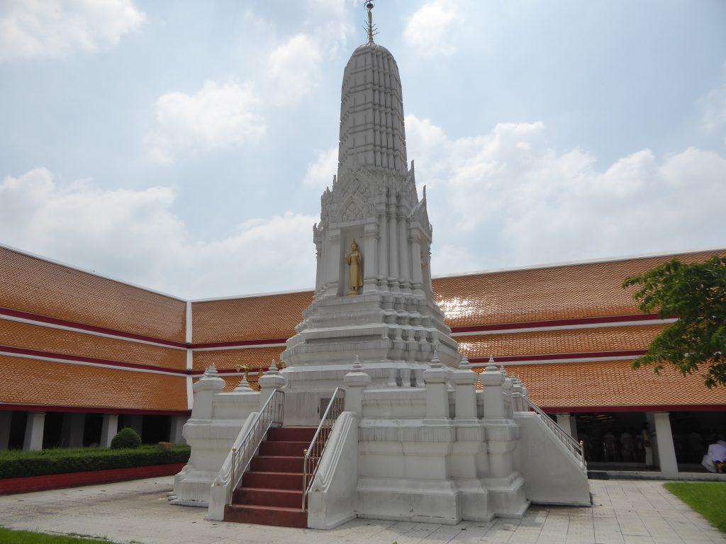 Wat Mahathat Temple in Bangkok Thailand