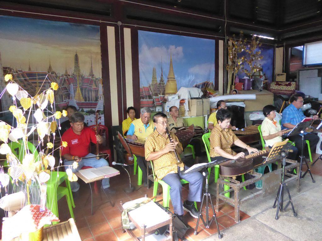 Taling Chan Floating Market in Bangkok