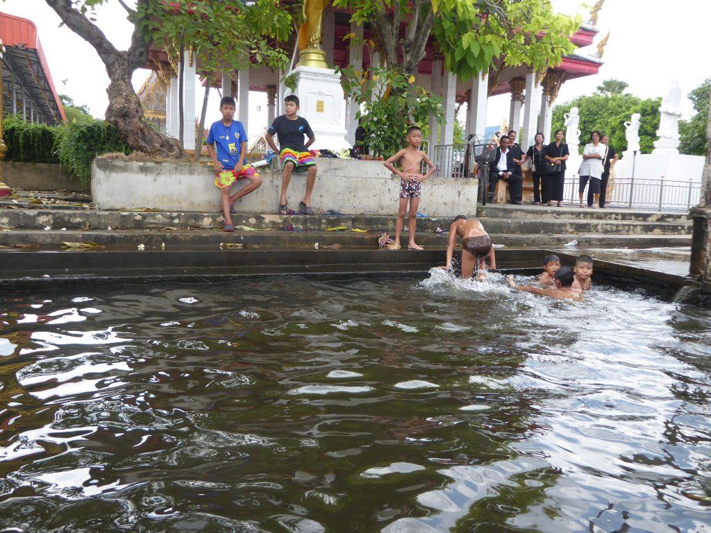 Taling Chan Floating Market in Bangkok