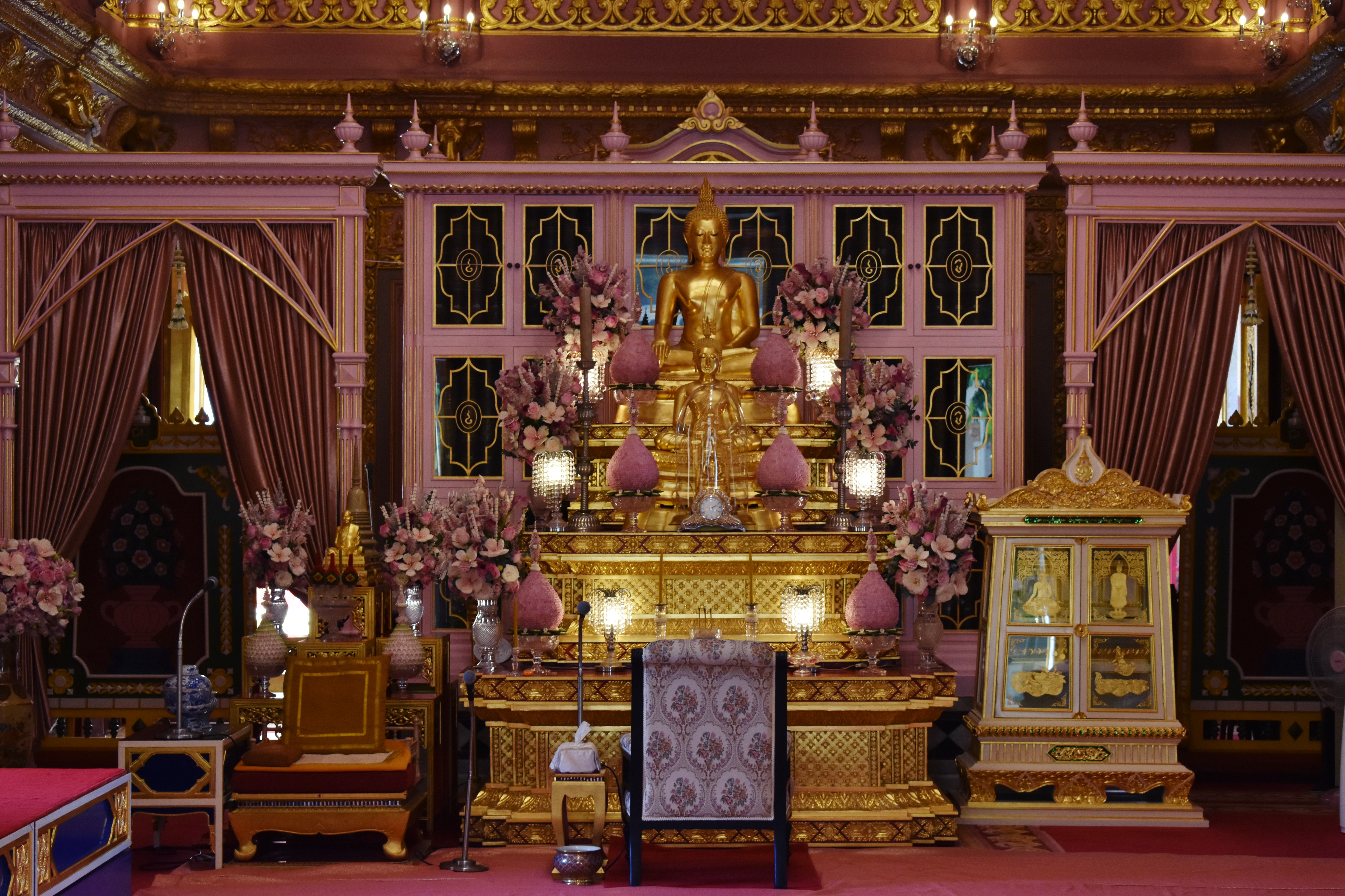 Wat Ratchabophit Temple