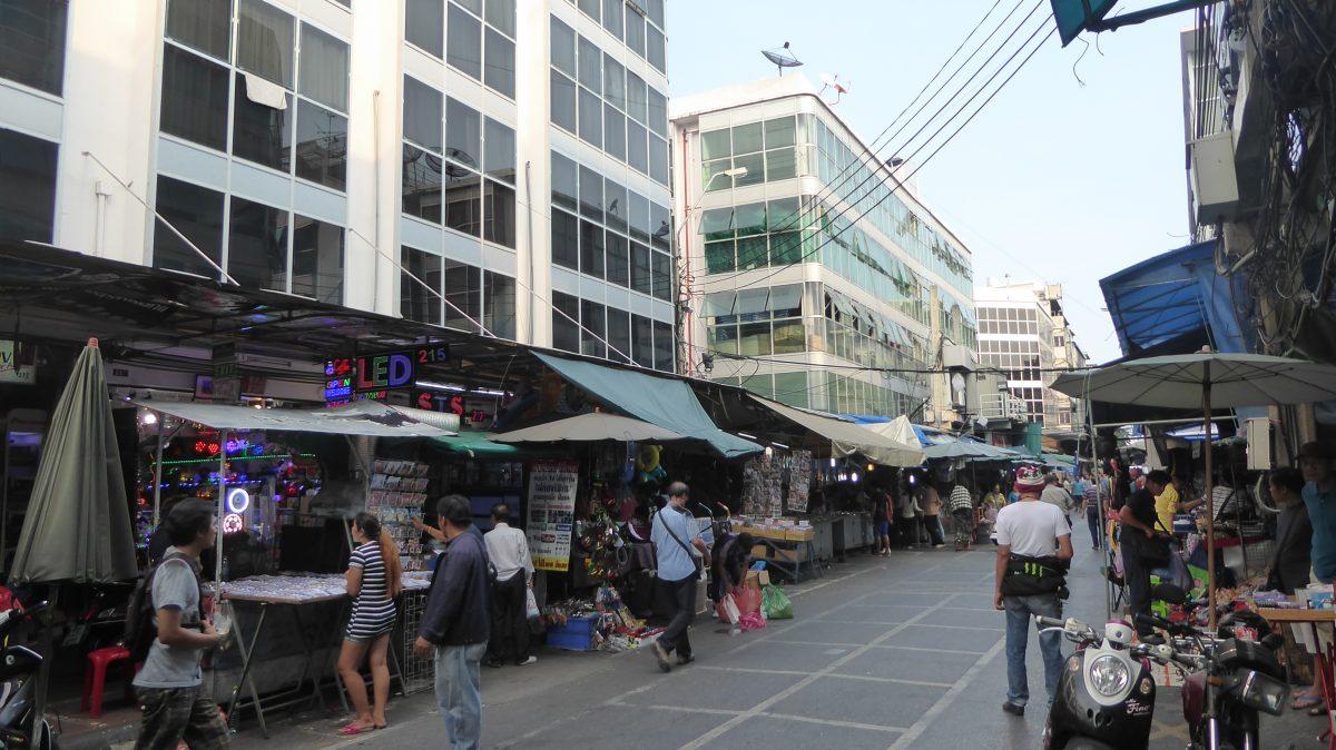 Khlong Thom Market