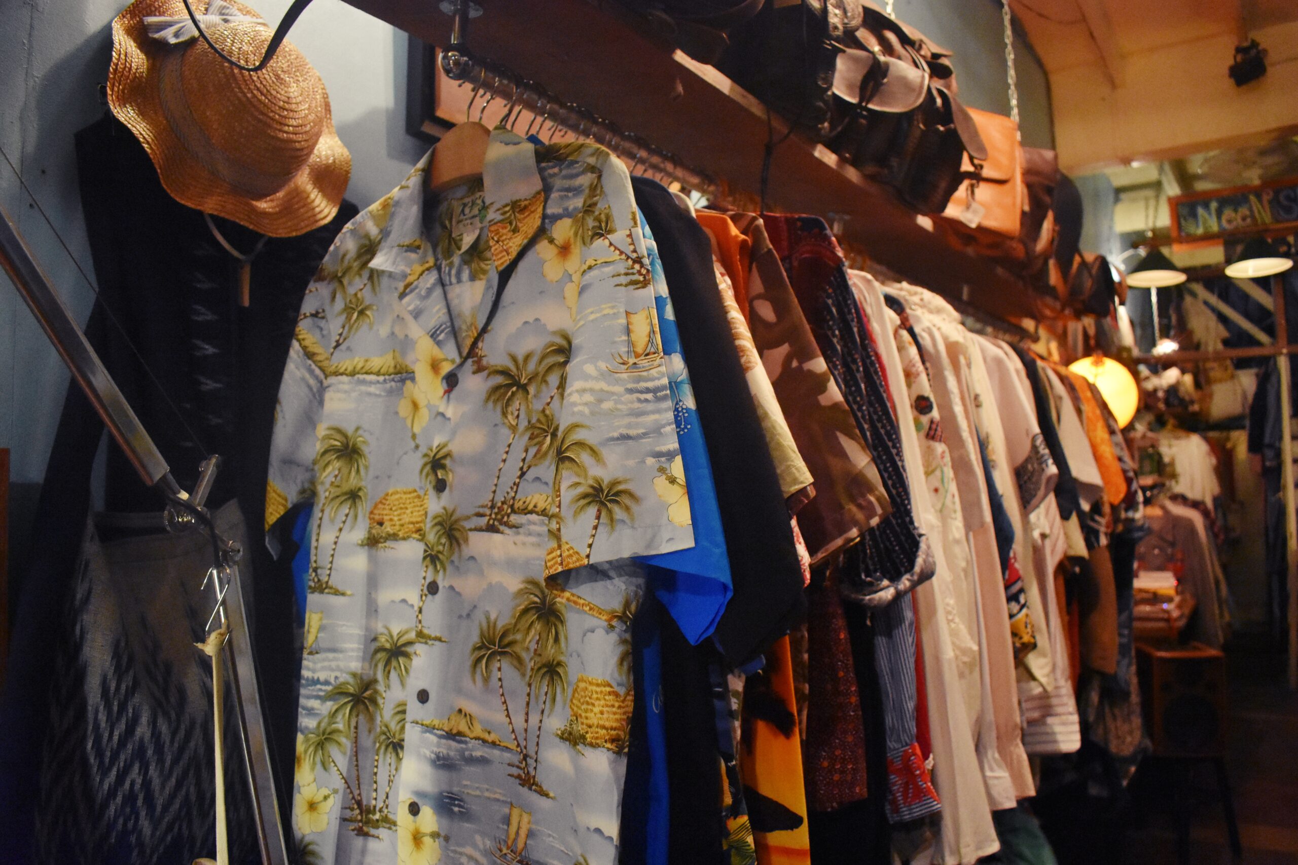 Vintage Clothing Bangkok touristbangkok | Bangkok