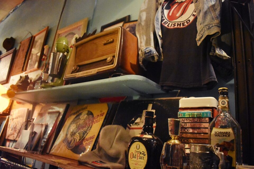 Vintage clothing shops in Bangkok