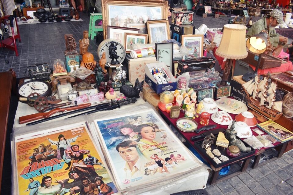 Chatuchak Playground Antique Flea Market