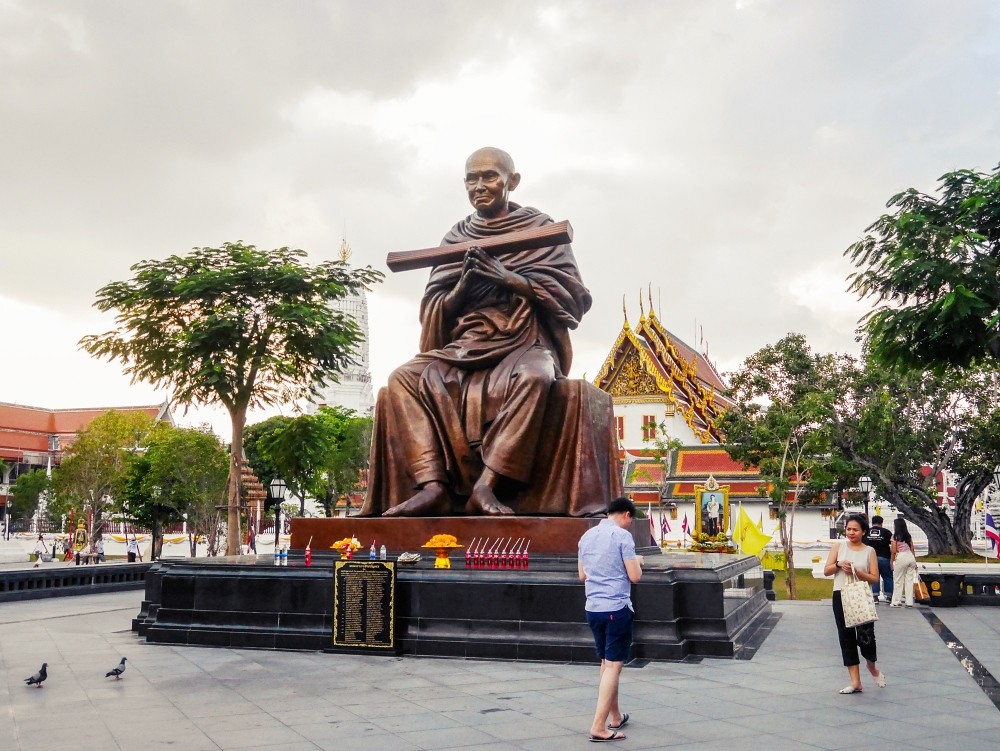 Wat Rakhang Bangkok