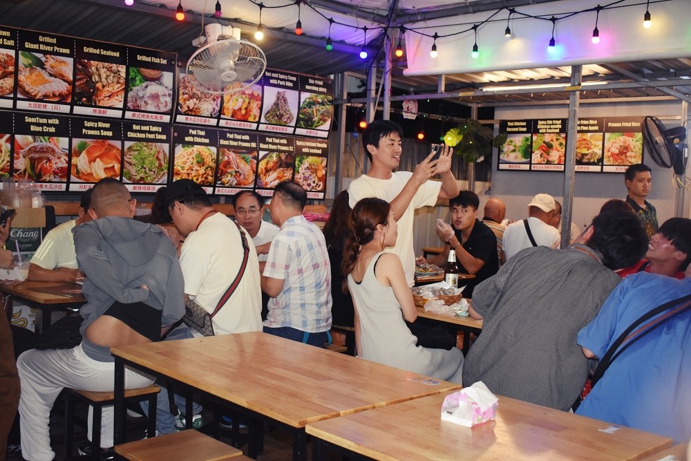 A restaurant at Jodd Fairs Night Market in Bangkok