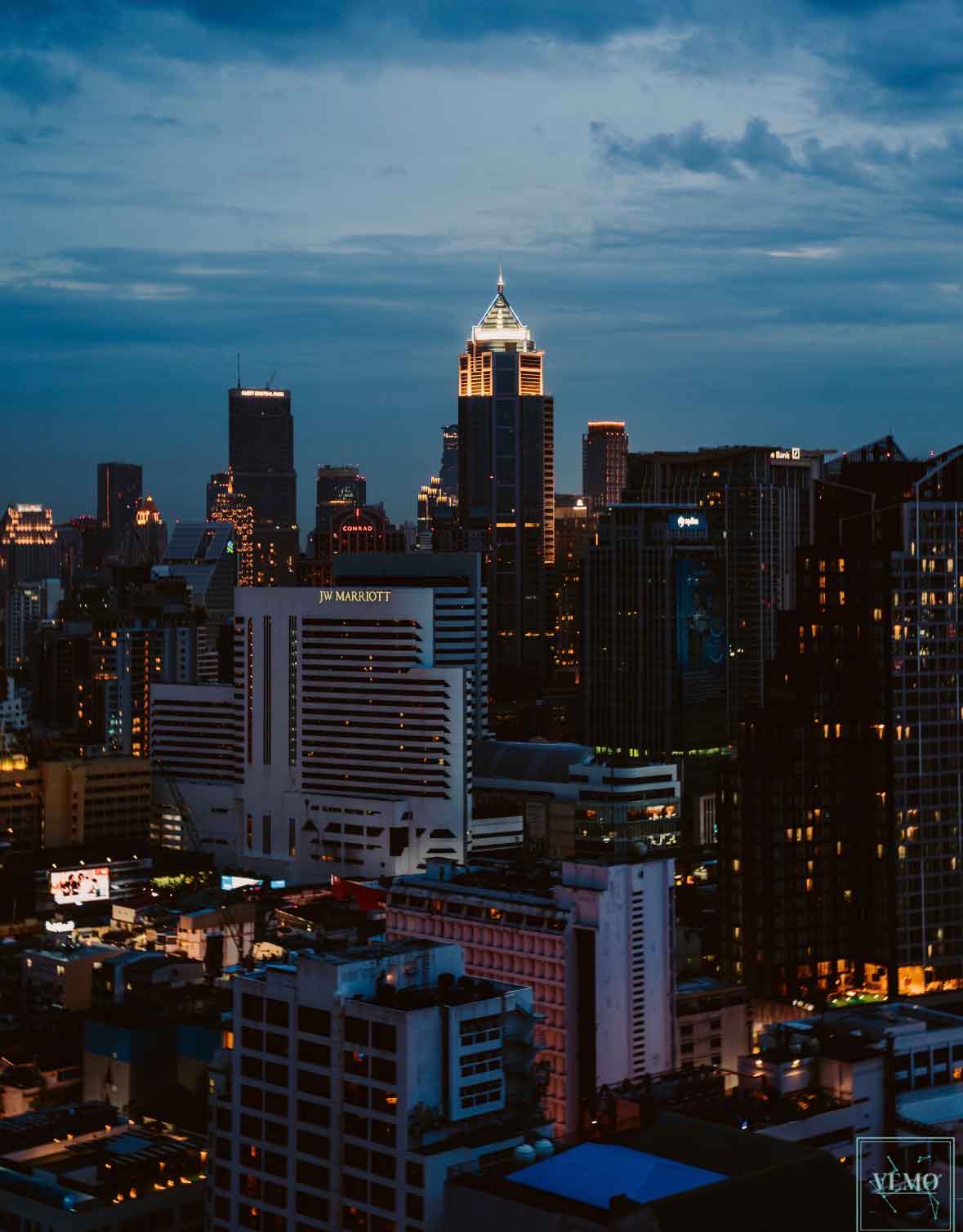 อาหาร Nikkei และวิวสุขุมวิทจาก Above Eleven Bangkok